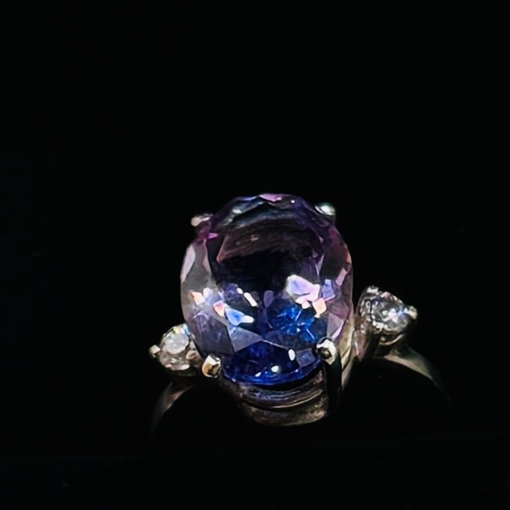 Gorgeous Oval Cut 4 CT Genuine Amethyst Size 6-1/2 .925 - Picture 3 of 17